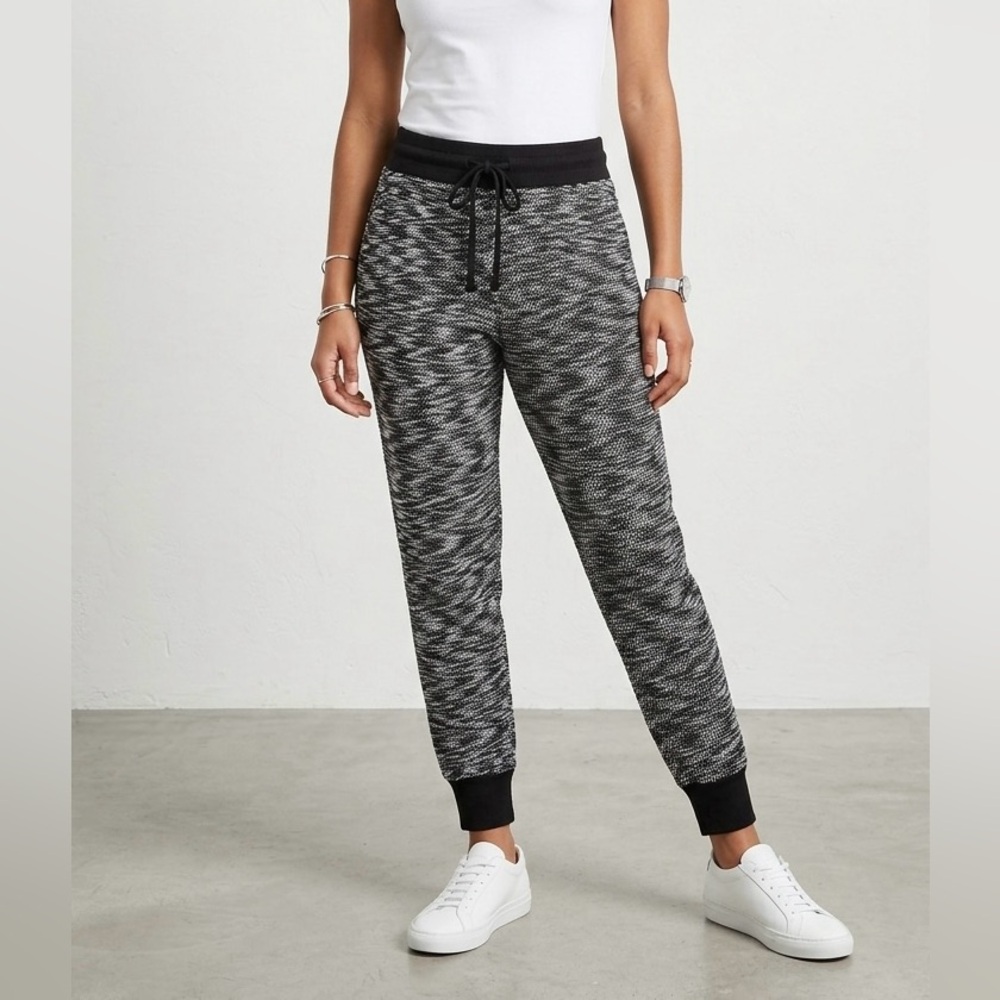 No Boundaries Black and Gray Patterned Joggers (juniors)